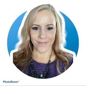 Meet your Posher, Evelyn